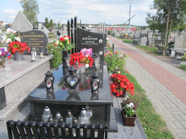 Grób Jan Kwapisz